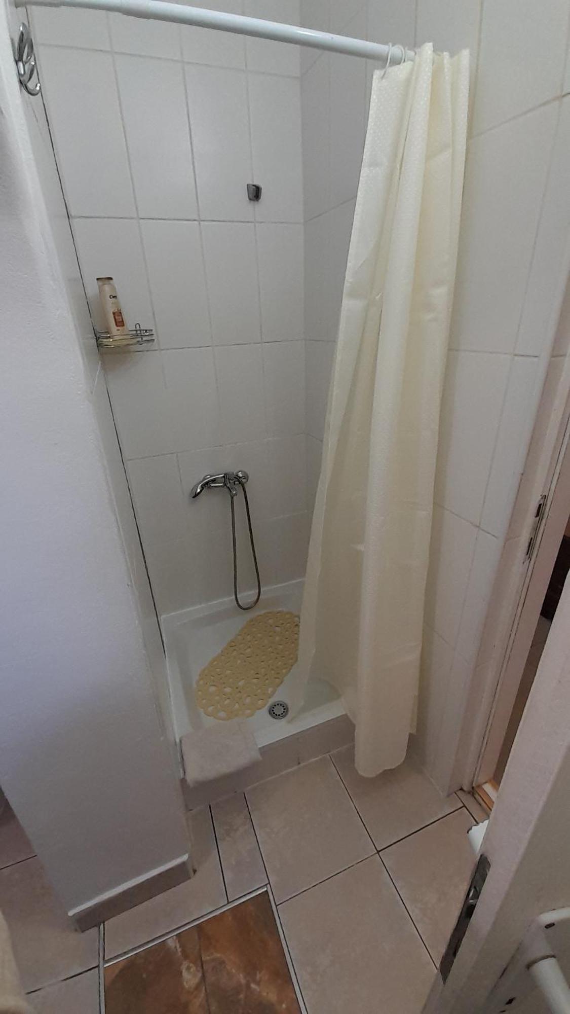 Kosta Apartments Суботица Стая снимка